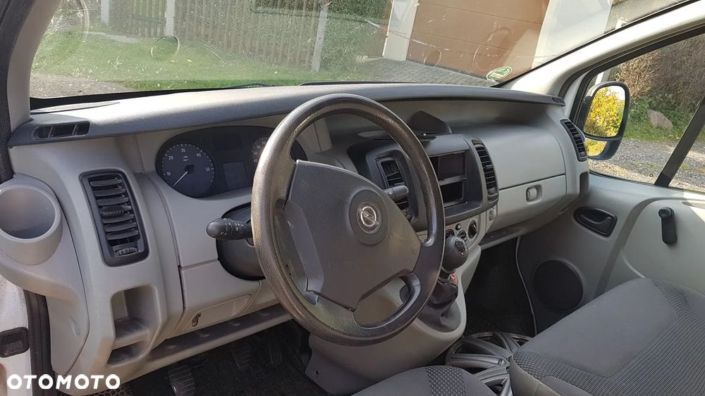 Opel Vivaro - 5