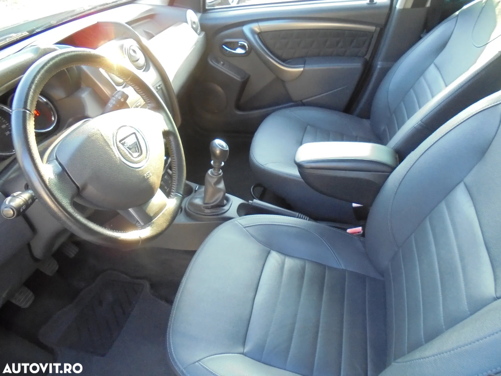 Dacia Duster 1.5 dCi 4WD Prestige jante 16" - 24
