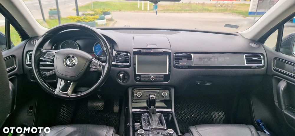 Volkswagen Touareg 3.0 V6 TDI BMT - 9