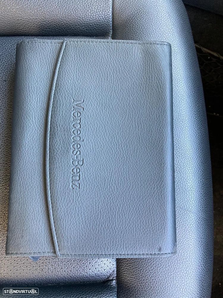 Mercedes-Benz E 200 CDi Avantgarde BE Auto. - 36