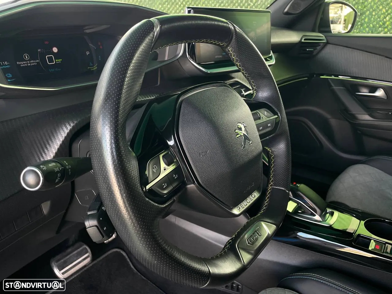Peugeot e-2008 50 kWh GT - 4