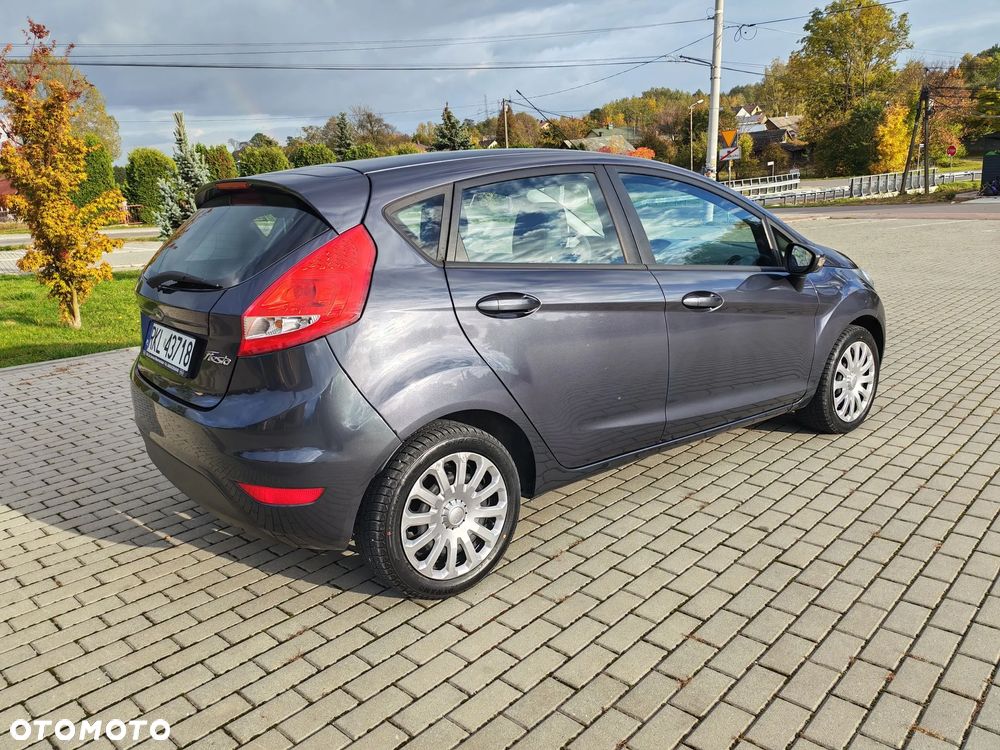 Ford Fiesta - 5