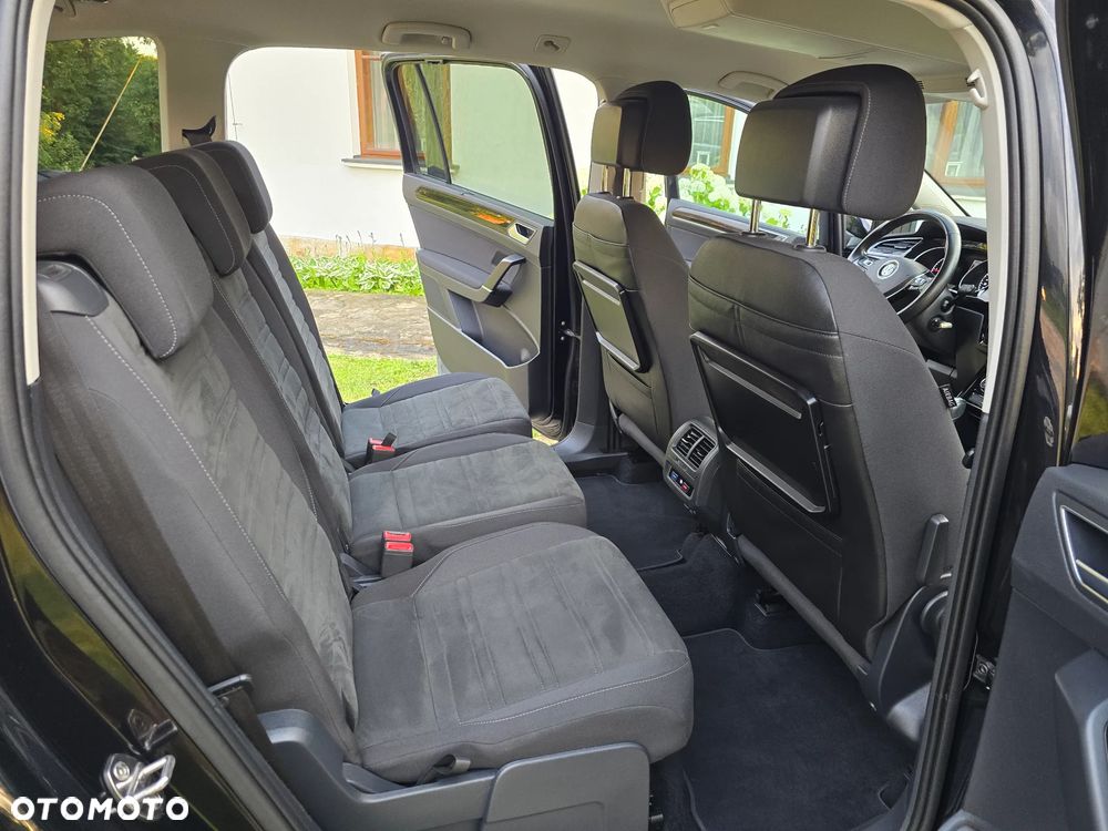 Volkswagen Touran 2.0 TDI BMT Highline DSG - 32