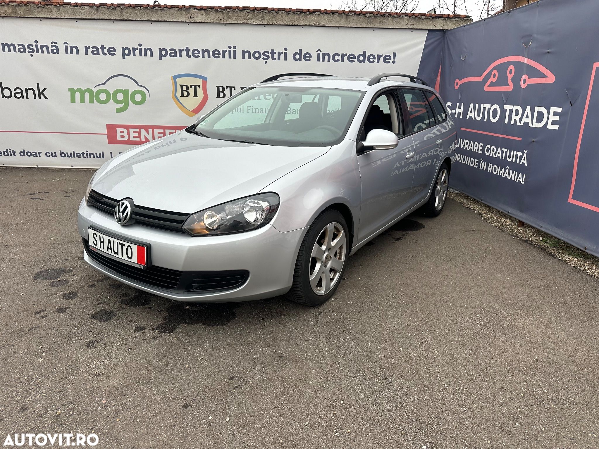 Volkswagen Golf 1.6 TDI BlueMotion Technology DPF Highline - 1