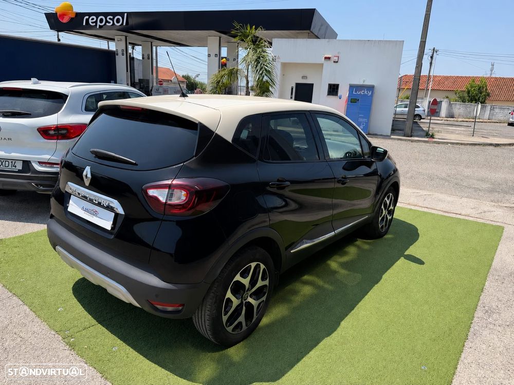 Renault Captur 0.9 TCE Exclusive - 2