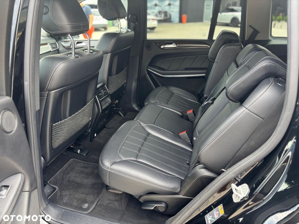 Mercedes-Benz GL - 9