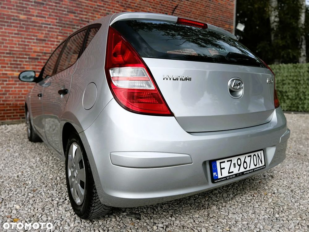 Hyundai i30 - 32