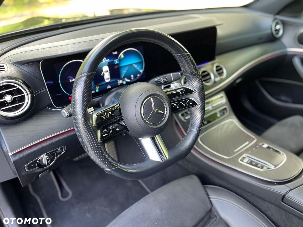 Mercedes-Benz Klasa E 220 d 9G-TRONIC AMG Line - 8
