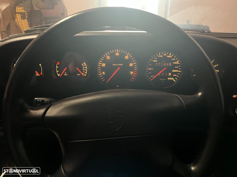 Porsche 911 (993) Coupé 3.6 Carrera 2 - 21