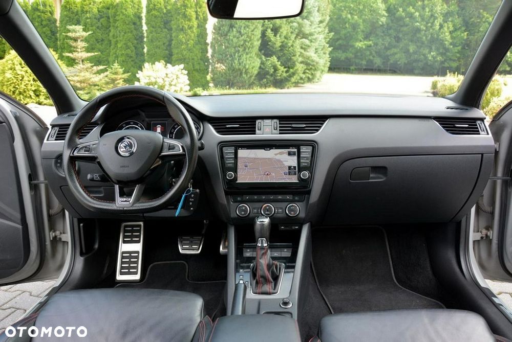 Skoda Octavia 2.0 TSI RS 230 DSG - 22