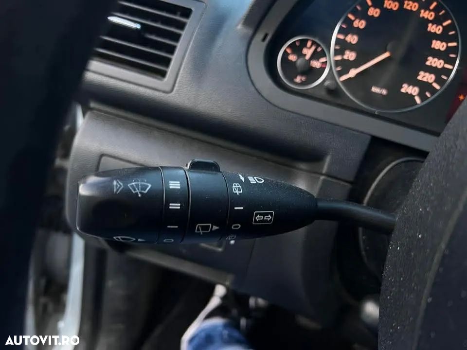 Mercedes-Benz A 180 CDI - 9