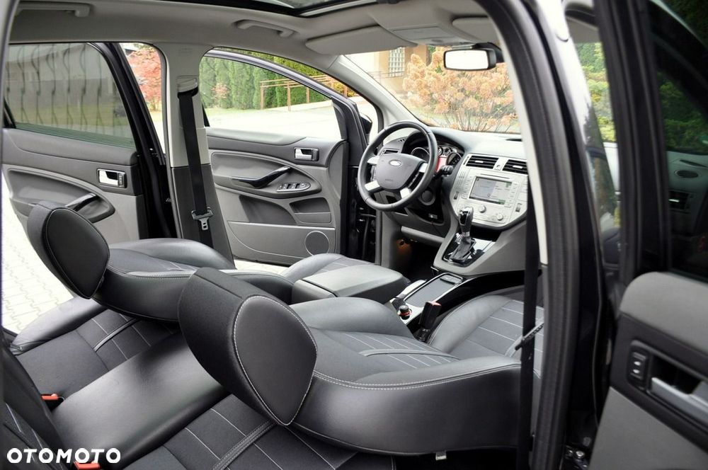 Ford Kuga - 23