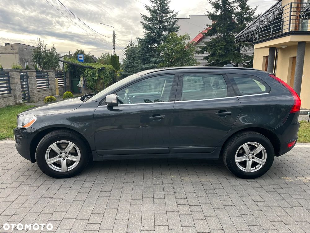 Volvo XC 60 D4 Geartronic Momentum - 3