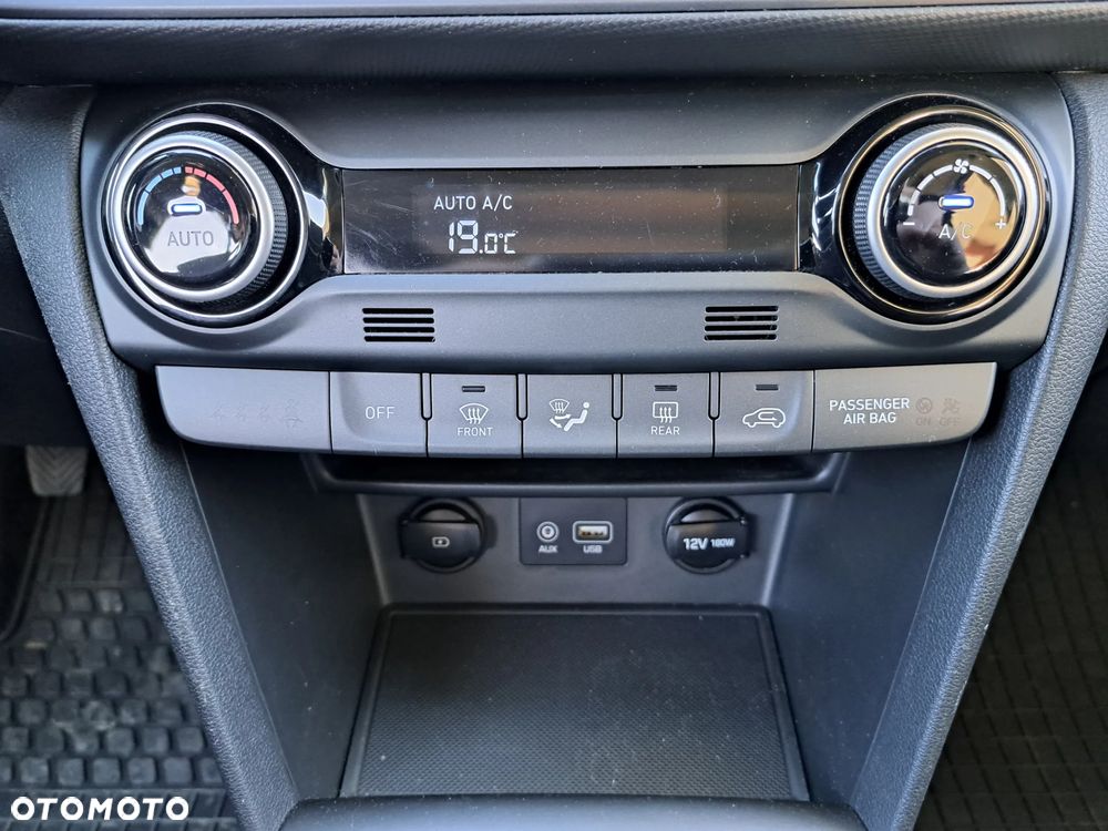 Hyundai Kona - 22