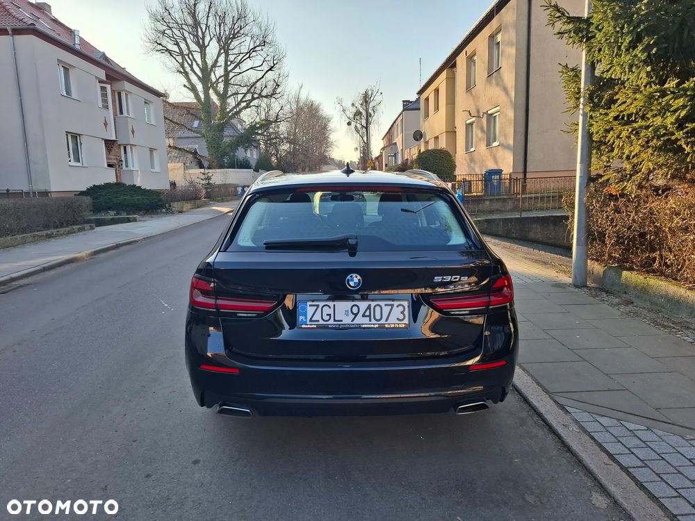BMW Seria 5 530e Luxury Line sport - 5