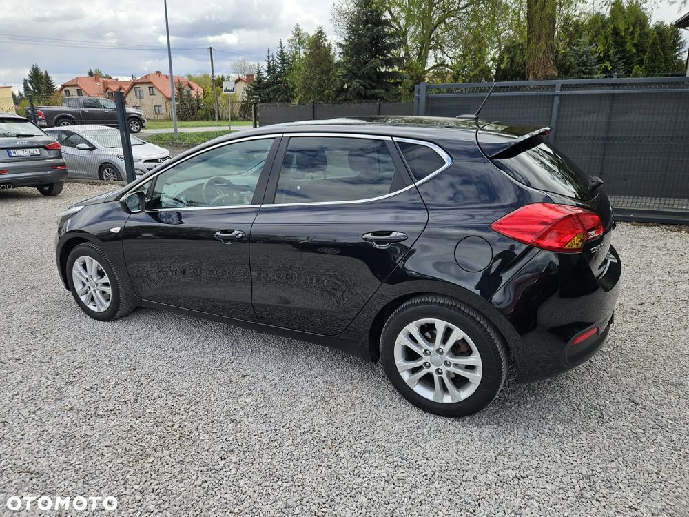 Kia Ceed 1.4 CVVT Dream Team Edition - 6