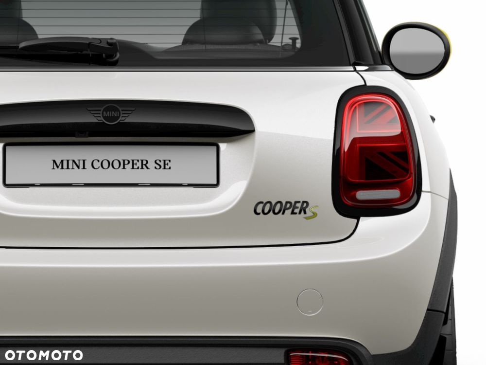MINI Cooper SE Classic Trim - 10