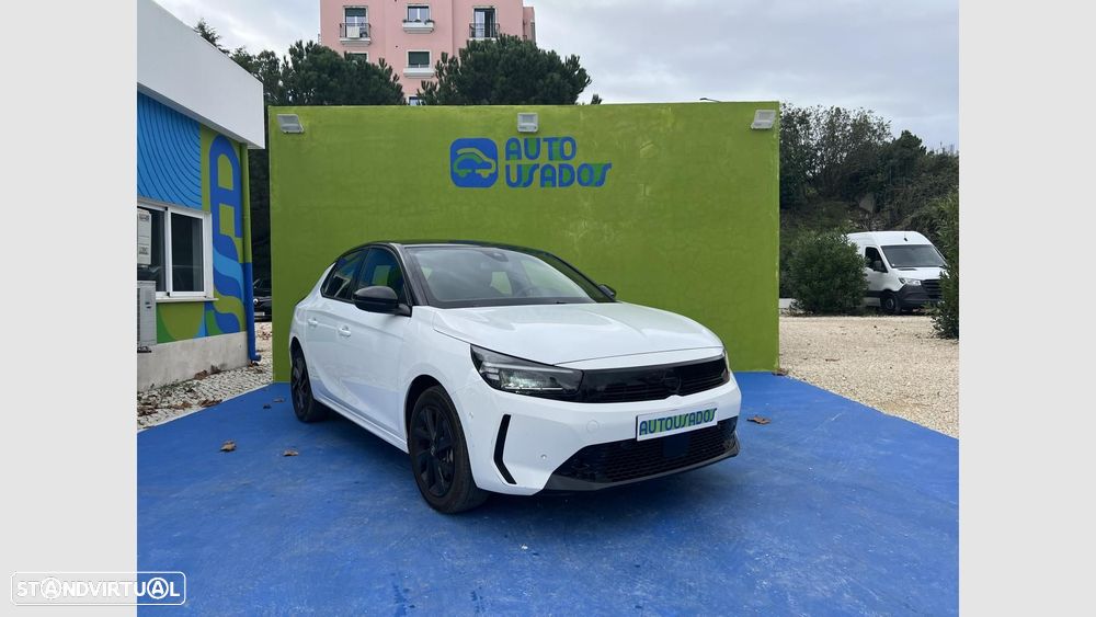 Opel Corsa 1.2 T GS - 2