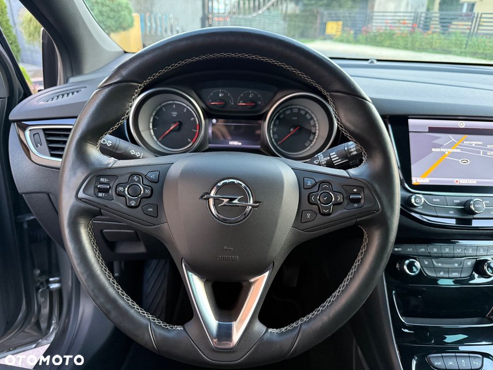 Opel Astra 1.4 Turbo Innovation - 14