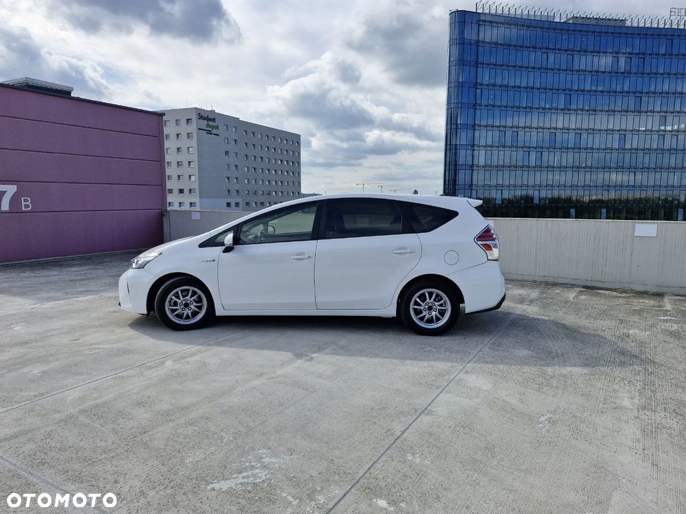 Toyota Prius+ (Hybrid) - 26