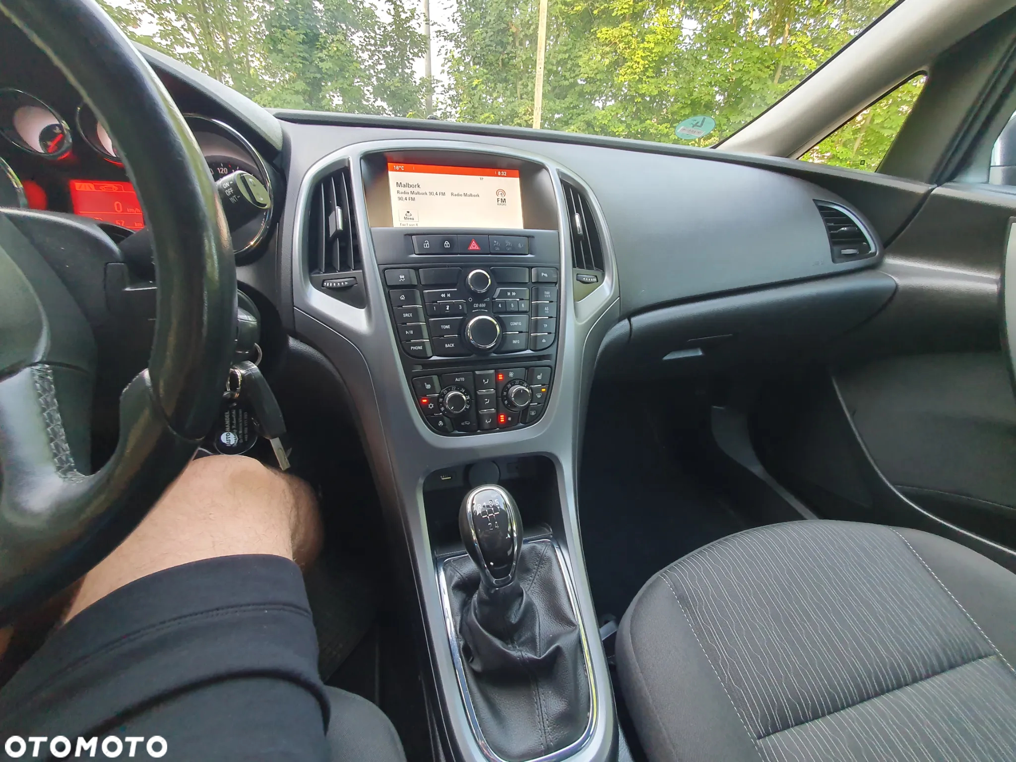 Opel Astra 1.6 Innovation - 16