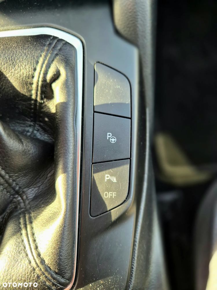 Ford Focus 1.5 EcoBlue SCR Connected - 18