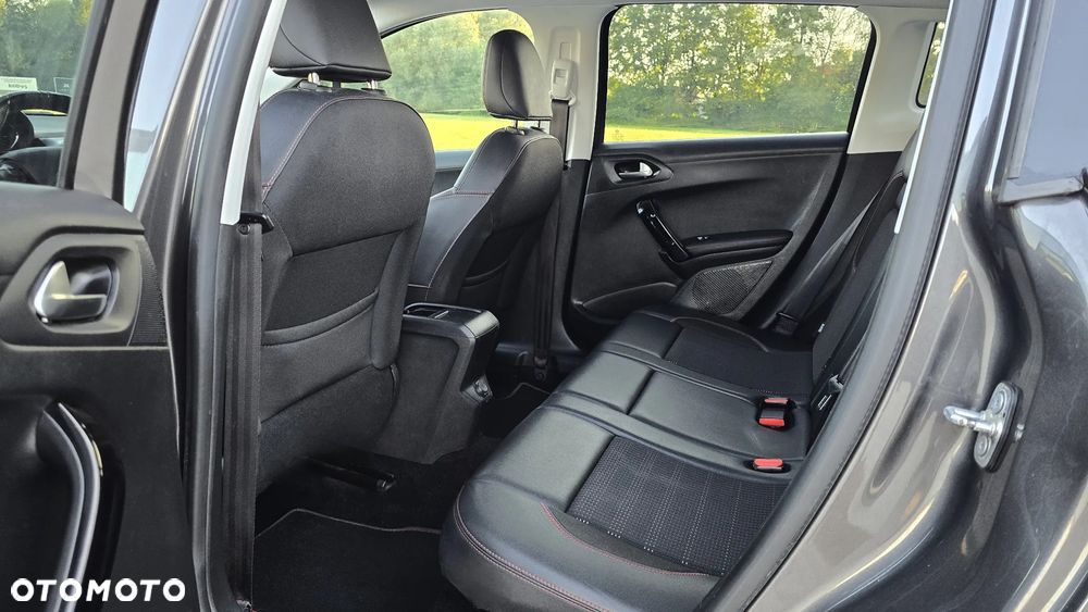 Peugeot 2008 1.2 Pure Tech Crossway S&S - 18