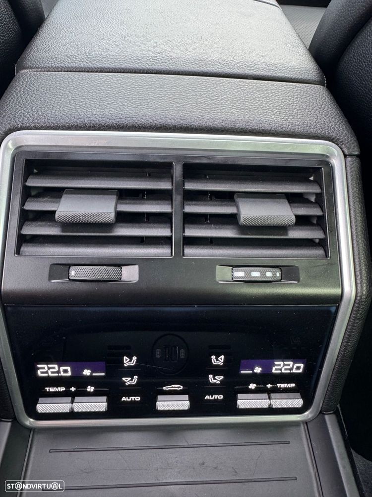 Porsche Panamera 4 E-Hybrid Platinum Edition com PDLS - 27