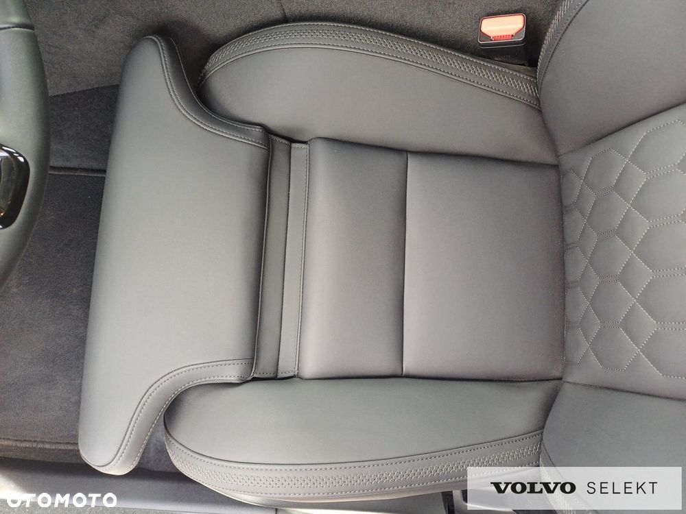 Volvo XC 60 - 30