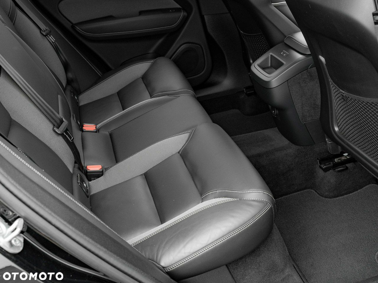 Volvo XC 60 - 31