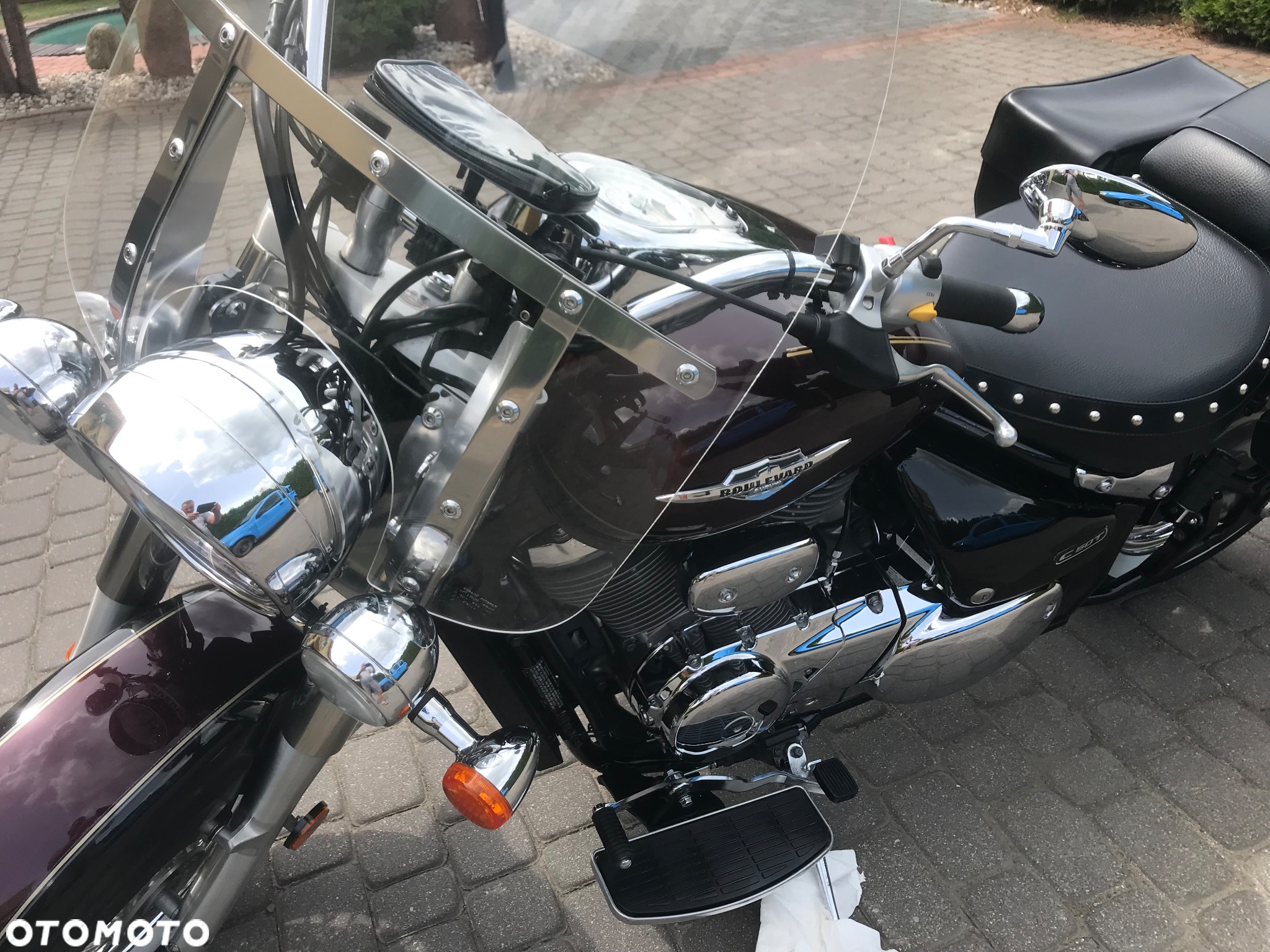Suzuki VL 800 Volusia - Boulevard C50 - 2
