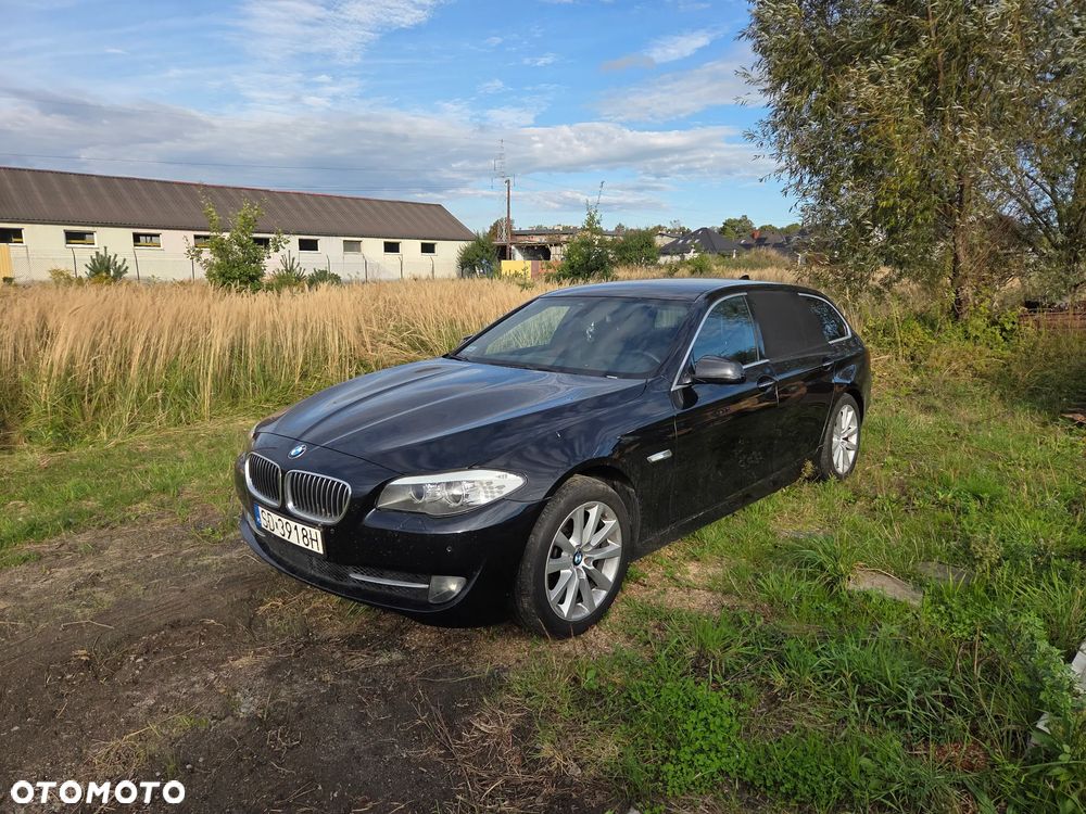 BMW Seria 5 520d Touring - 1
