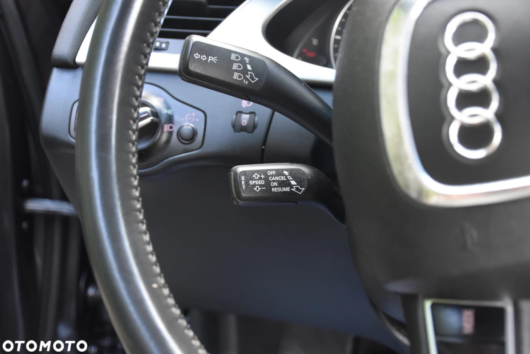 Audi A4 2.0 TDI DPF S line Sportpaket - 18