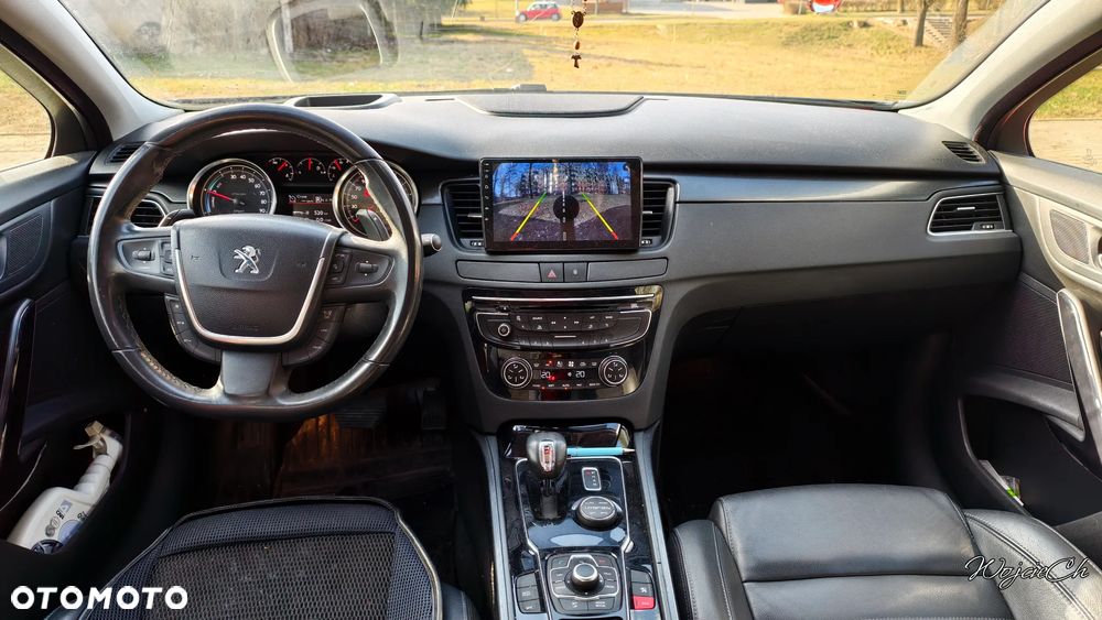 Peugeot 508 Hybrid4 - 5