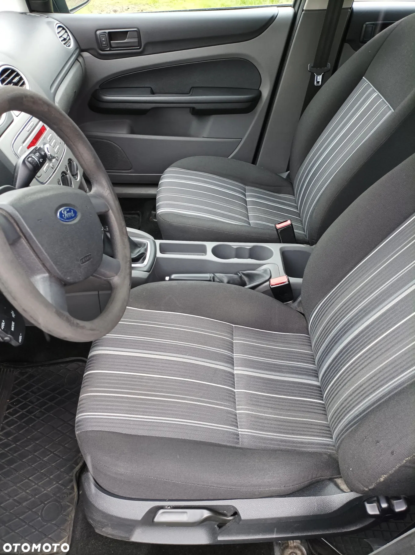 Ford Focus 1.6 TDCi Ambiente - 17