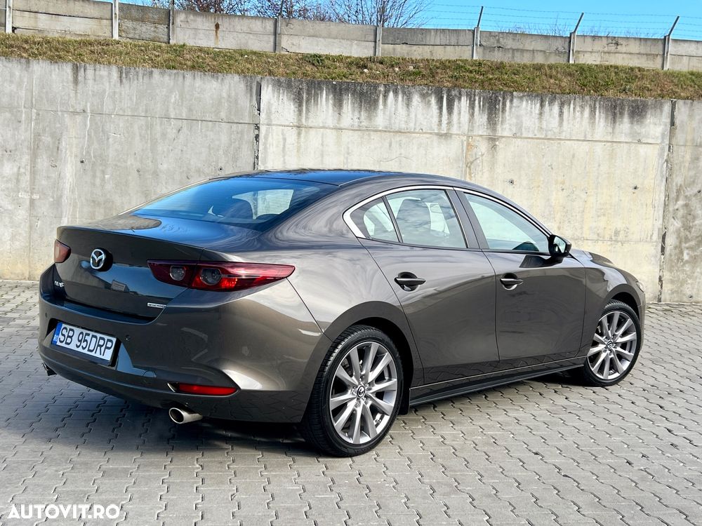 Mazda 3 e-Skyactiv G122 MHEV - 7