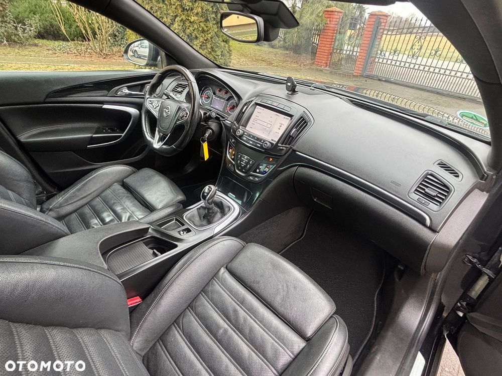 Opel Insignia 2.0 T Cosmo S&S - 28