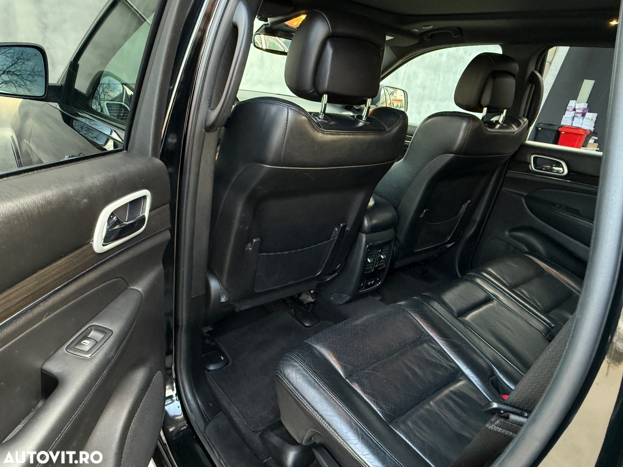 Jeep Grand Cherokee 3.0 TD AT Overland - 33