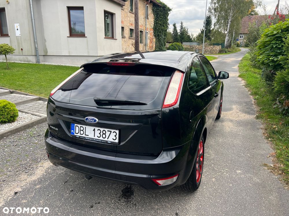 Ford Focus 1.6 16V Viva I - 8