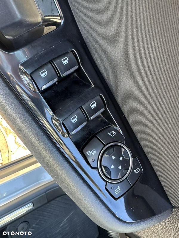 Ford S-Max 1.5 EcoBoost Titanium - 15