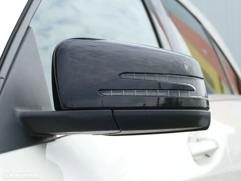 Mercedes-Benz A 180 d AMG Line - 7