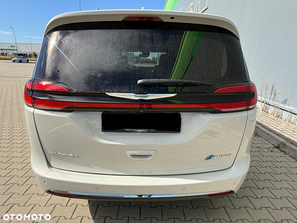 Chrysler Pacifica - 9