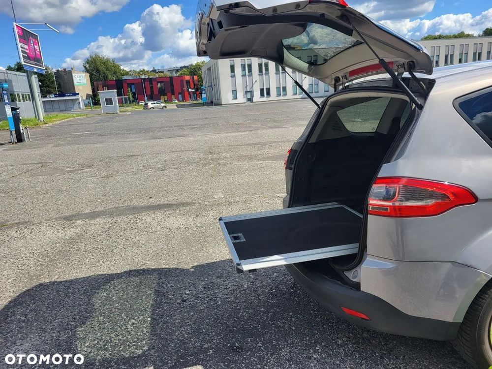 Ford S-Max 2.0 TDCi DPF Titanium - 8