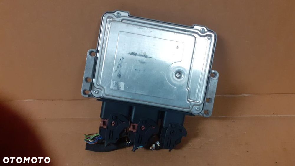 #KOMPUTER PEUGEOT 207 1.4 1.6 nr 9664738780 - 3