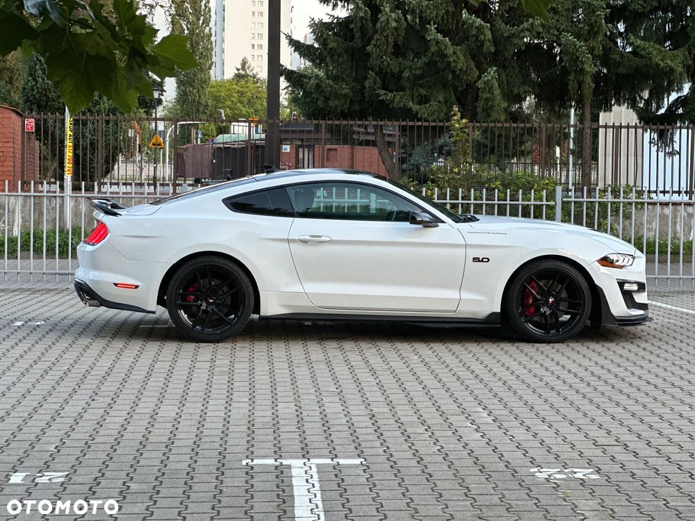 Ford Mustang - 7