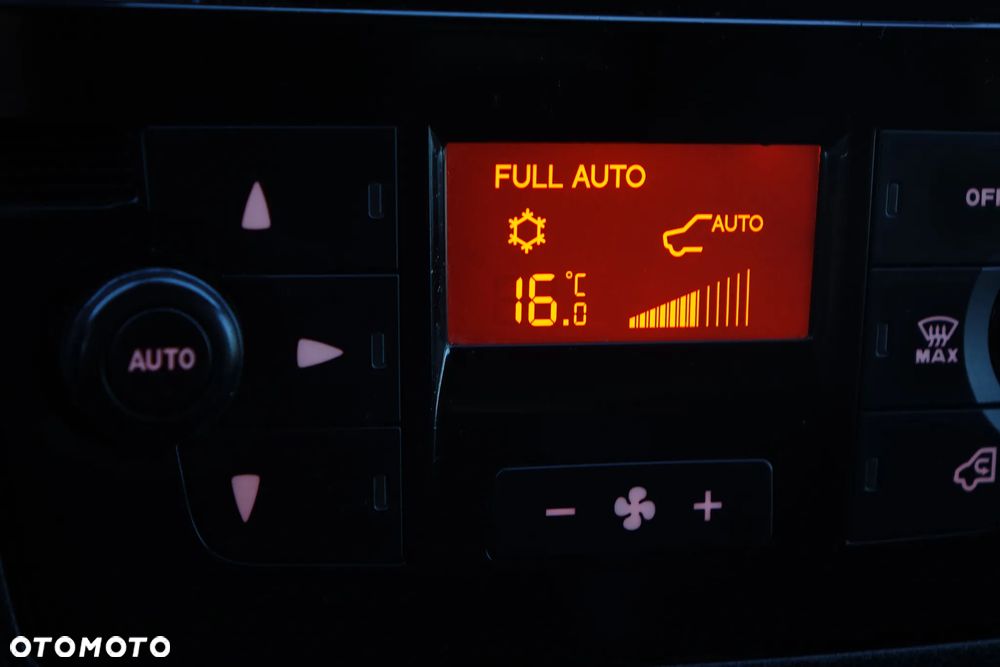 Peugeot Boxer 3-osobowy L4H2 najdłuższy - 19