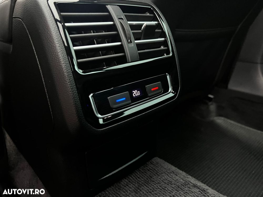 Volkswagen Passat Alltrack - 34