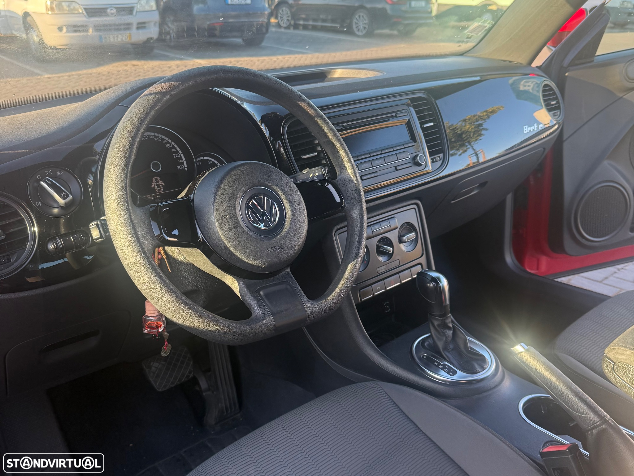 VW New Beetle 1.6 TDi Design DSG - 16