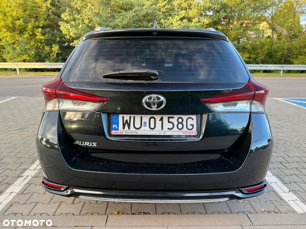 Toyota Auris 1.6 Premium - 7