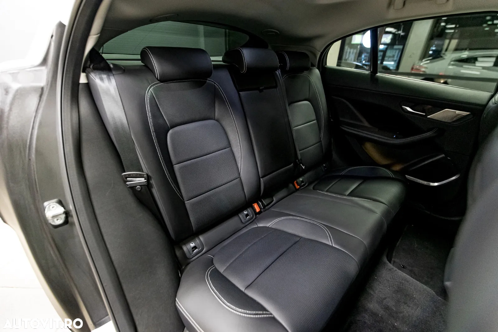 Jaguar I-Pace HSE - 18